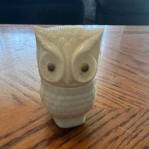 Vintage Avon perfume jar,(empty), cute owl, cream color